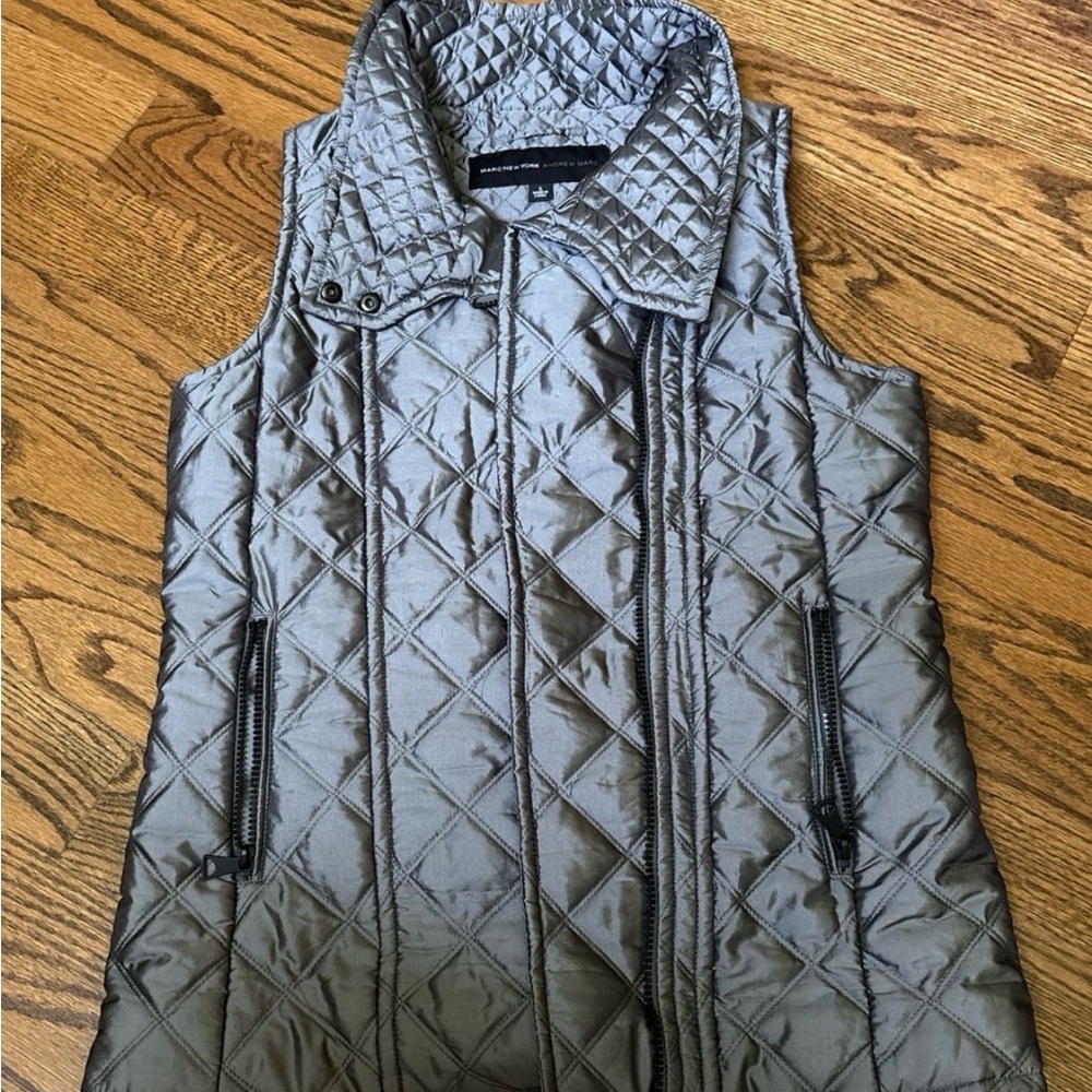 Mark New York Silver Metallic Quilted Vest size Small